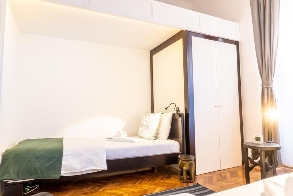 Central And Comfy 2Bdr Apartment Near Parliament Belgrad Exterior foto